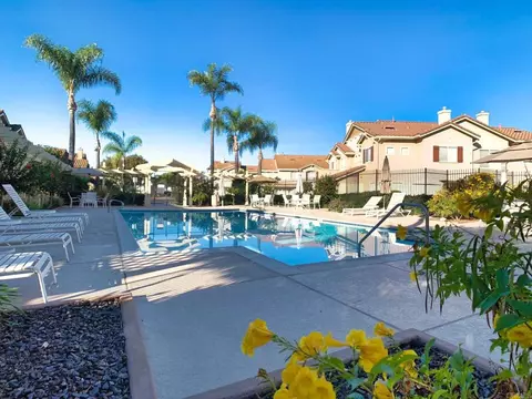 365 Whispering Willow Dr #F, Santee, CA 92071