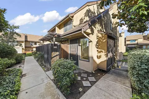 Exterior - 1614 Tina Pl, El Cajon, CA 92021 photo 4 of 18