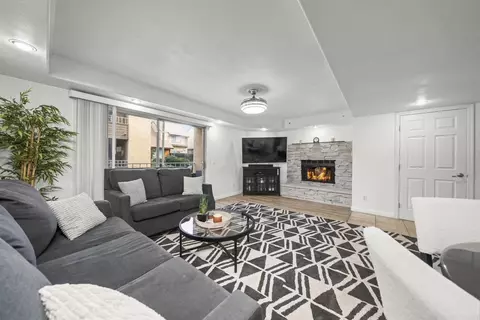 Living - 1614 Tina Pl, El Cajon, CA 92021 photo 4 of 4