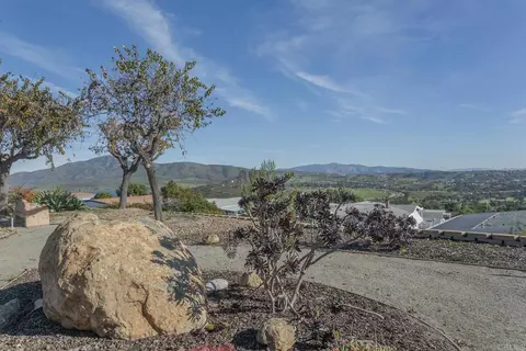 275 S Worthington St #SPC 48, Spring Valley, CA 91977 photo 40