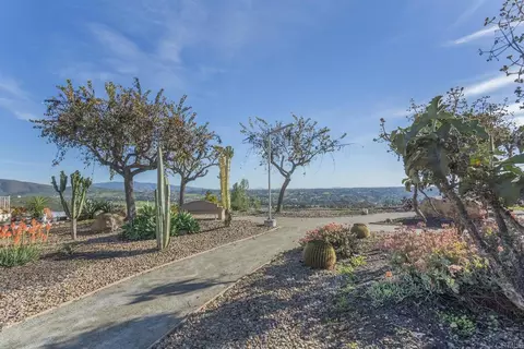 275 S Worthington St #SPC 48, Spring Valley, CA 91977 photo 41
