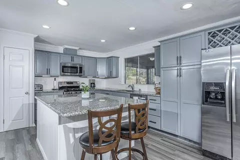 275 S Worthington St #SPC 48, Spring Valley, CA 91977 photo 9