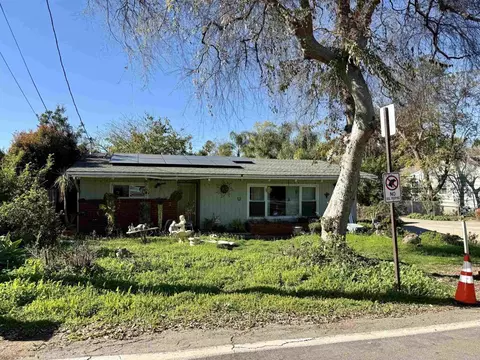 4298 Panorama Dr, La Mesa, CA 91941