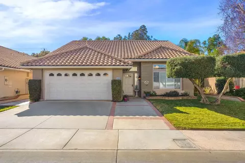 6004 Lake Buena Vista Way, Banning, CA 92220