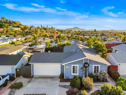 12547 Jackson Heights Dr, El Cajon, CA 92021