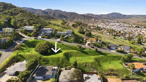 8515 Placid View Dr, Santee, CA 92071
