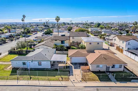 432 8th St, Imperial Beach, CA 91932