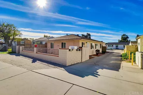 818 San Pasqual St, San Diego, CA 92113