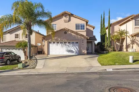 13740 Gateway View Dr, El Cajon, CA 92021
