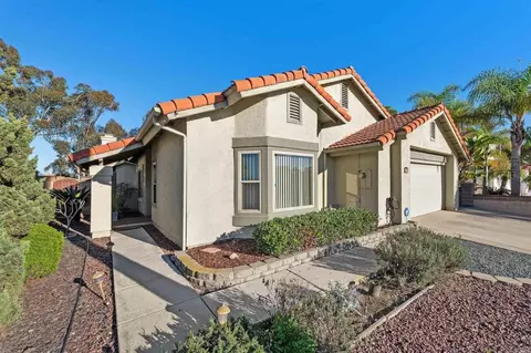 895 Mesa Pl, Chula Vista, CA 91910