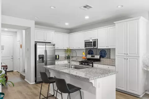 35461 Brown Galloway Ln, Fallbrook, CA 92028