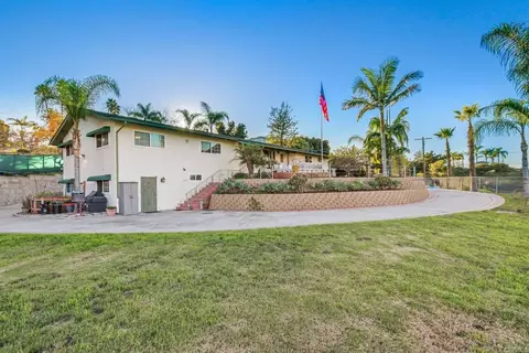 173 Pepper Tree Rd, Chula Vista, CA 91910