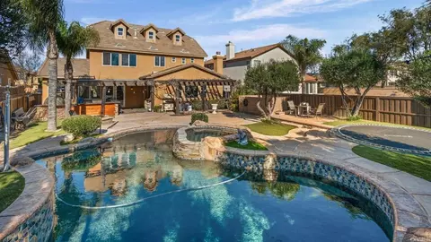 34025 Summit View Pl Pl, Temecula, CA 92592