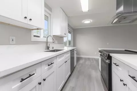 Kitchen - 9857 Mission Gorge Rd #4, Santee, CA 92071 photo 3 of 5