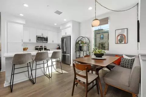 305 Cricket Ct, Santee, CA 92071