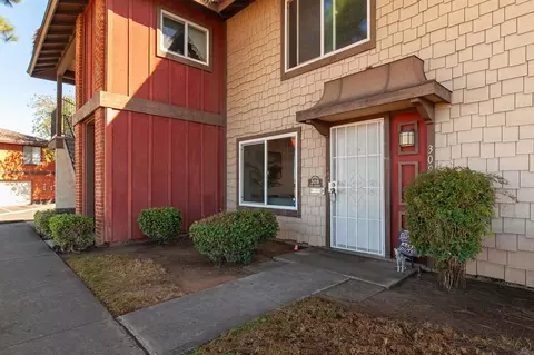 309 Sun Ct, El Cajon, CA 92021