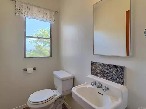 Bath - 616 Alpine Heights-20acres, Alpine, CA 91901 photo 2 of 2