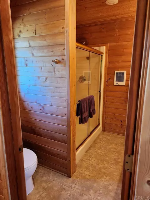 Bath - 34675 Yuma Rd, Julian, CA 92036 photo 3 of 4
