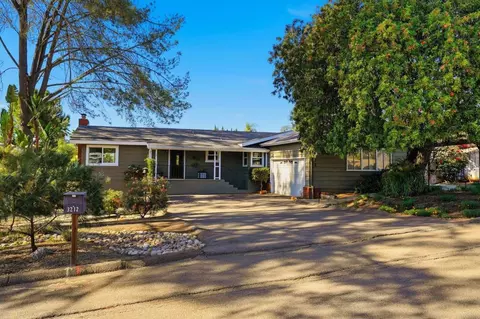 Exterior - 3212 Star Acres Dr, Spring Valley, CA 91978 photo 3 of 33