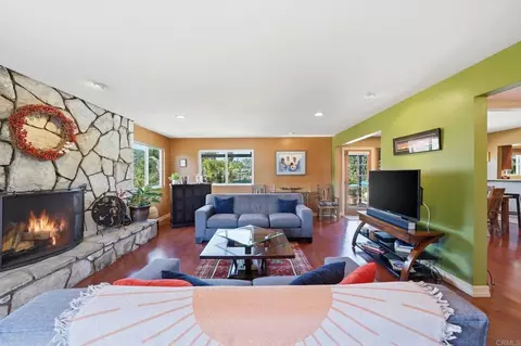 Living - 3212 Star Acres Dr, Spring Valley, CA 91978 photo 2 of 5