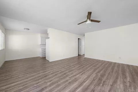 Living - 471 Fourth Ave #B, Chula Vista, CA 91910 photo 2 of 5