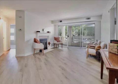 7067 Camino Revueltos #310, San Diego, CA 92111