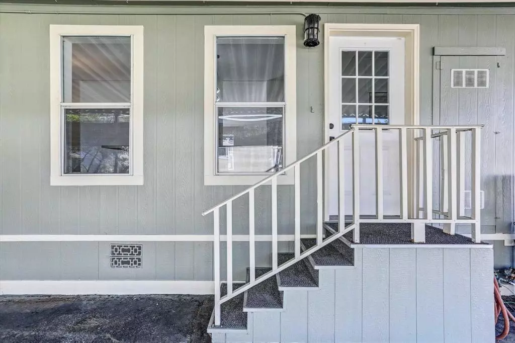 Fully Remodeled 4BR/2BA in Rancho Valley - Space 93 - Photo 19