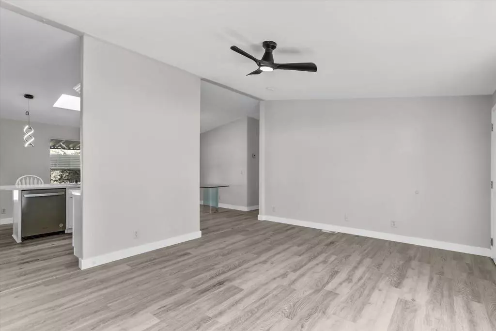 Fully Remodeled 4BR/2BA in Rancho Valley - Space 93 - Photo 4