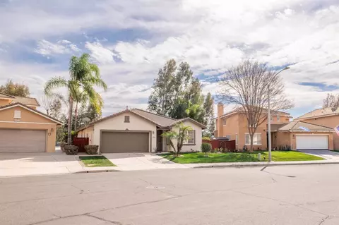 Exterior - 44006 Terraza Ct, Temecula, CA 92592 photo 3 of 18