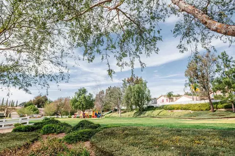 Exterior - 44006 Terraza Ct, Temecula, CA 92592 photo 17 of 18