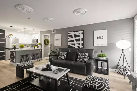 850 State St #220, San Diego, CA 92101