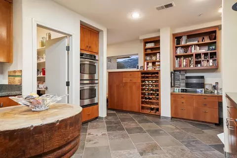 Kitchen - 21916 Japatul Ln, Alpine, CA 91901 photo 6 of 6