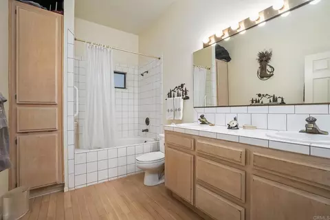 Bath - 21916 Japatul Ln, Alpine, CA 91901 photo 2 of 2