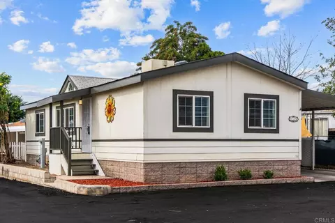 351 E Bradley Ave #SPC 135, El Cajon, CA 92021