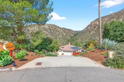 15953 Shalom Rd, Ramona, CA 92065