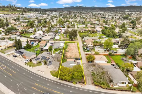 1002 W Chase Ave, El Cajon, CA 92020