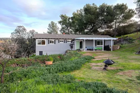 Exterior - 751 S Grade Rd, Alpine, CA 91901 photo 7 of 25
