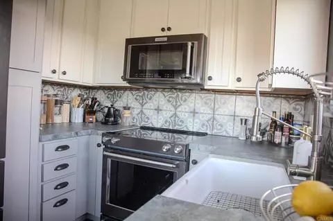 Kitchen - 751 S Grade Rd, Alpine, CA 91901 photo 2 of 5