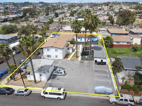21 S 35th St, San Diego, CA 92113