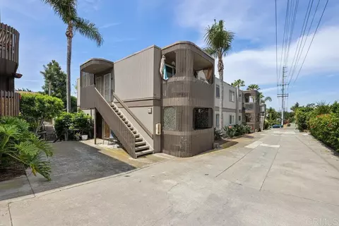 155 Rosebay Dr #42, Encinitas, CA 92024