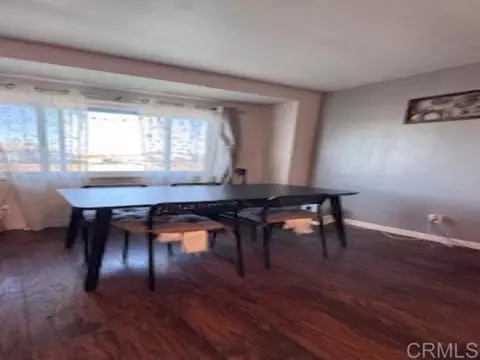 242 E Street St, Chula Vista, CA 91910 photo 3