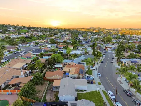 View/Area - 738 Carlsbad St, Spring Valley, CA 91977 photo 7 of 16