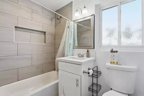 Bath - 738 Carlsbad St, Spring Valley, CA 91977 photo 1 of 2