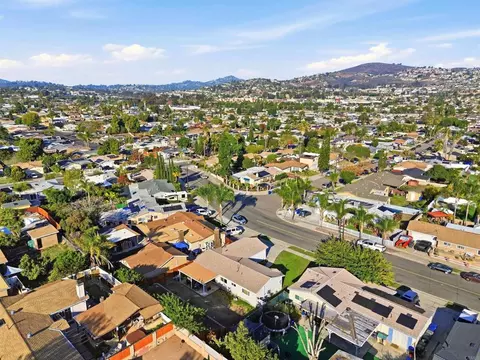 View/Area - 738 Carlsbad St, Spring Valley, CA 91977 photo 3 of 16