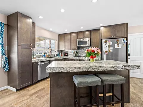 9409 Pike Rd, Santee, CA 92071