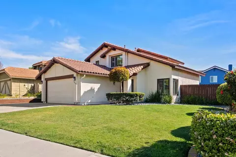 453 Hidden Vista Dr, Chula Vista, CA 91910