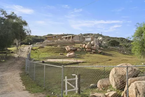 20845 Deerhorn Valley Rd, Jamul, CA 91935