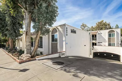 3972 Jackdaw St #211, San Diego, CA 92103