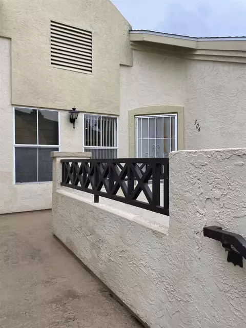 2011 Lakeridge Cir #304, Chula Vista, CA 91913