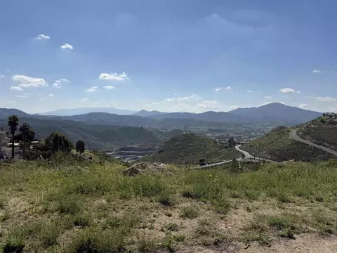 1472 Vista Sierra Dr, El Cajon, CA 92019